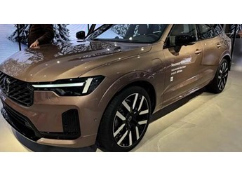 第三次改款升级！新款沃尔沃XC60实车亮相：综合续航达1240km 封面图