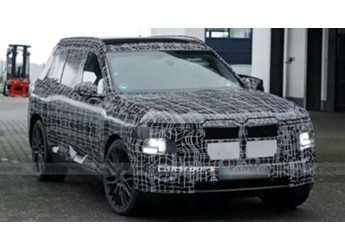 百万级豪华SUV！全新宝马X7将于2027年发布：可选双色车身