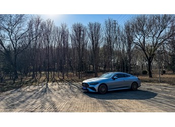 将优雅进行到底 奔驰 CLE300 4MATIC轿跑车