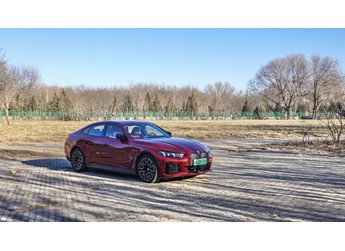 个性与运动之美 试驾2025款宝马i4 eDrive40