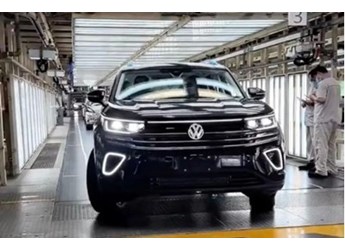 大众TAVENDOR实车图曝光 车宽超两米 定位中大型SUV 封面图