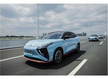 铠甲秘技加持,风行雷霆纯电出行更从容,全系至高6万补贴 封面图