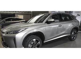 老司机亲测：10万级混动SUV！荣威D5X DMH凭啥让我“墙裂”选择？ 封面图