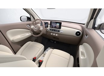 五菱宏光MINIEV四门版新增车型上市 售价5.58万