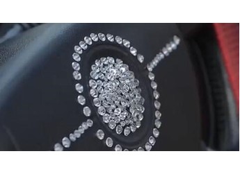 消防实测方向盘贴钻:危险有多大?秒变“阔剑地雷”解析