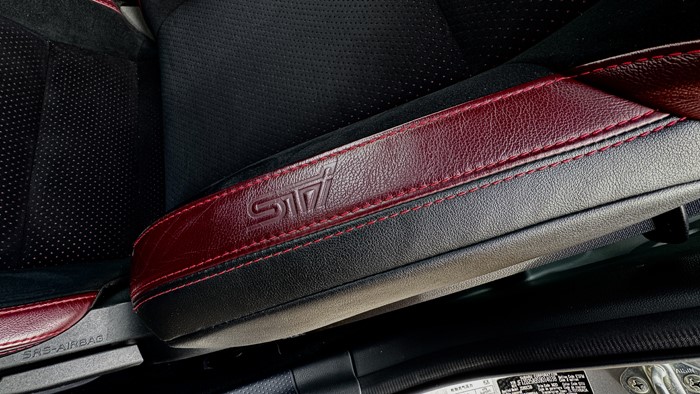 传递快乐的使者 试驾斯巴鲁BRZ 手动版_23