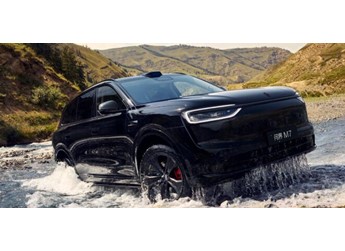 全新问界M7上市,1小时大定破3万台,一起来卷价值! 封面图