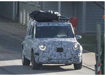 敢卖100万的纯电方盒子 奔驰小G谍照曝光:依旧硬派