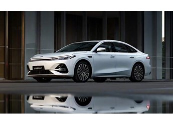 8.18万起 吉利再造爆款！全新银河A7上市2月交付破30000辆 封面图