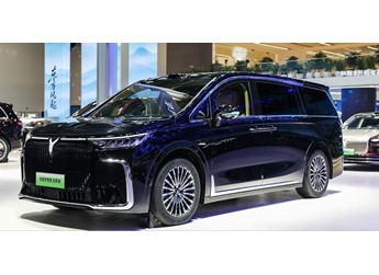 华为乾崑上车30万级MPV，岚图梦想家定义高端智能MPV新标杆 封面图