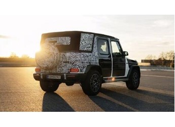 全新奔驰大G敞篷版路测曝光：顶奢敞篷正式回归