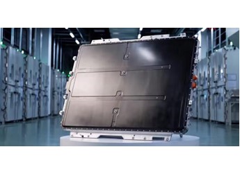 十五层防护+云端AI！华为巨鲸电池平台重新定义电池安全基线 封面图