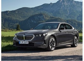 全新宝马5系及i5配置信息曝光 推出7款燃油车及5款纯电车 封面图