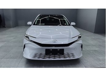 2024款凯美瑞落地参考,油耗5.13升,这些缺点买前要知道 封面图