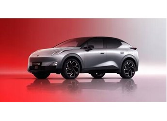 15万级纯电王炸！领克Z20曜红版正式上市：全球首创流光尾翼灯