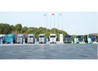 油电双驱！北京重卡多款全新产品亮相2026合作伙伴大会