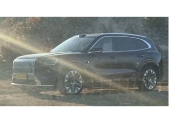 宝马X5国产平替登场！极氪8X实车曝光，豪华SUV新选择 封面图