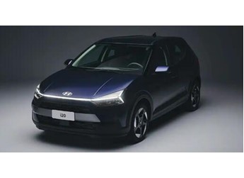 小型车变SUV！全新现代i20官图发布：曲面双联屏+贯穿灯组 封面图