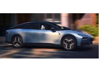 2026款小鹏P7+正式官宣：全球36国同步发布，纯电续航最长的增程轿跑