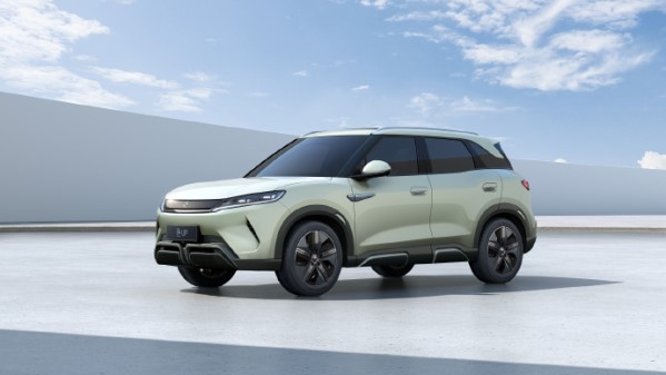 比亚迪元UP外观官图公布 定位小型SUV 预计3月份上市