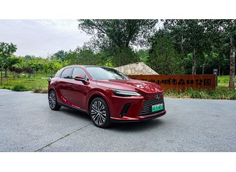 真的很省油  试驾雷克萨斯RX450h+ 封面图