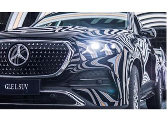 有钱人苦等多年 国产奔驰长轴距GLE上市定档:宝马X5迎重压