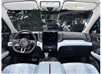 红旗HS3 PHEV 劲为PLUS版上市 售价16.18万 封面图