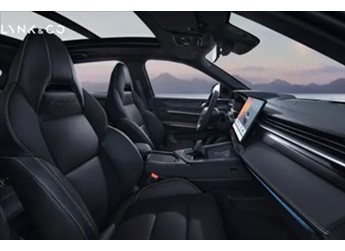 换装悬浮式大屏!领克01焕新版内饰官图发布 封面图