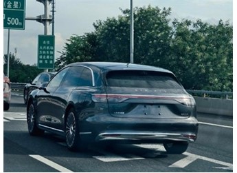 可能是中国最好卖的行政旅行车!享界S9T实车曝光:高端感十足 封面图