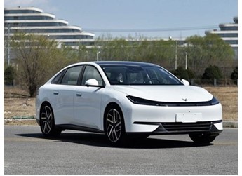 北汽极狐S3续航里程曝光 最大续航650km 封面图