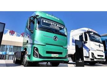 东风商用车绿智平台首款纯电战略车型——东风天龙KH纯电牵引车 优化TCO价值 封面图
