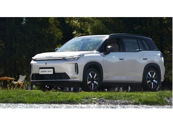 一升油发3.73度电 广汽埃安首款增程i60上市：10.48万起开卷