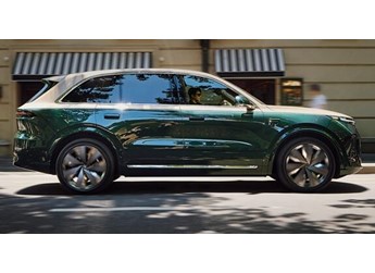 理想L8定位为何要改成五座SUV 官方：让五座用户体验看齐9系旗舰