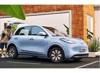 5.68万起硬刚海鸥!2024款五菱缤果上市:比老款便宜3-4千元 封面图