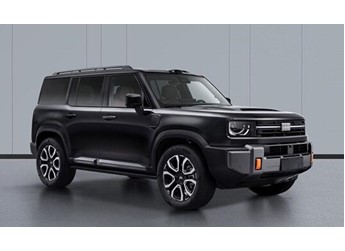 吉利打造的插电混动方盒子SUV 银河战舰700实车亮相