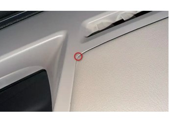 魏牌蓝山仪表台开裂引关注：官方回应免费更换、终身质保