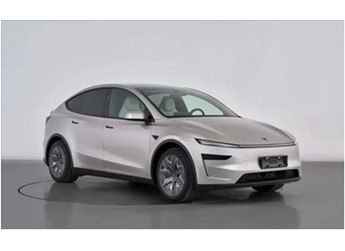 特斯拉Model Y L配置曝光！二排独立座椅可放平 支持前后移动 封面图