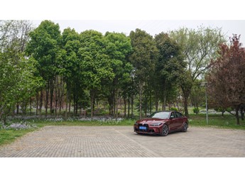 性能代步车 试驾宝马M3 雷霆版M xDrive 封面图