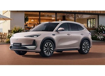 800V+后轮驱动！新款吉利银河E5上市：9.78万起 封面图