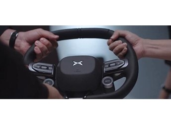 直面竞争小米SU7!新一代小鹏P7重要部件首曝:还要开上赛道 封面图