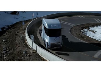 北汽福田发布国内首款量产液氢重卡：15分钟加满能跑1000公里 封面图