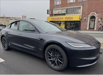 特斯拉Robotaxi发布在即!Model 3测试车曝光:全身布满摄像头 封面图