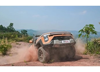 郑州日产Z9皮卡2026款上市14.29万起：2.0T汽油/2.3T柴油+原厂越野套件