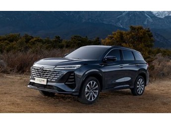 13万元左右唯一搭载2.0T+爱信8AT黄金动力组合,长安第三代CS75PLUS冠军版同级遥遥领先 封面图