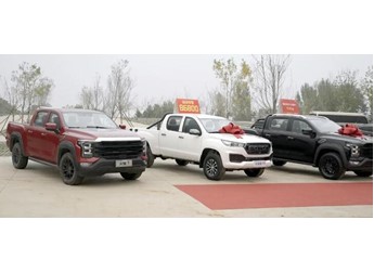 闪耀银河 火星护航，火星皮卡、大将军皮卡亮相“国际庄” 封面图