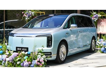 东方美学邂逅顶尖科技，尊界S800典藏大观与V800开启首批交付 封面图