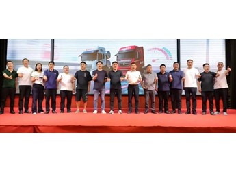 擎动未来 逐鹿赣线|东风商用车快递快运节能赛颁奖盛典暨旭东物流 100 台交车仪式圆满落幕 封面图