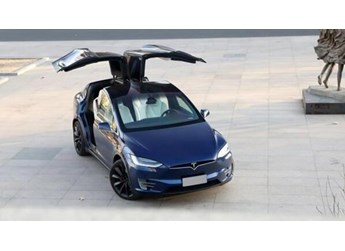 特斯拉SUV有几款车型?特斯拉Model Y和特斯拉Model X的区别 封面图